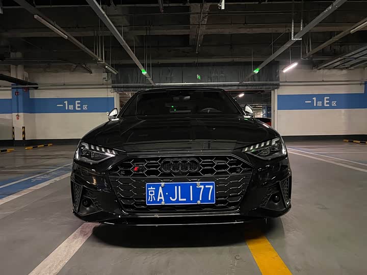 Фото 6 - Audi S4