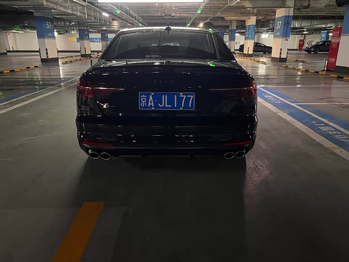 Фото 7 - Audi S4