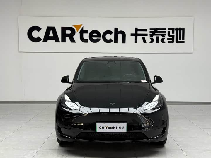 Фото 4 - Tesla Model Y