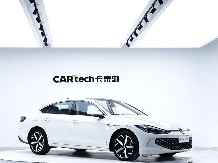 Фото 2 - Volkswagen Lamando L