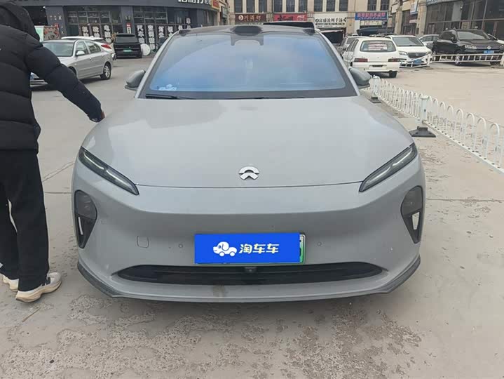 Фото 2 - Nio ET5T