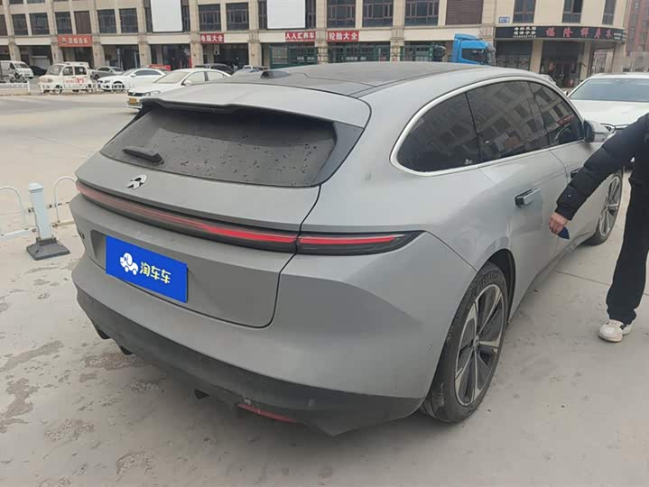 Фото 3 - Nio ET5T