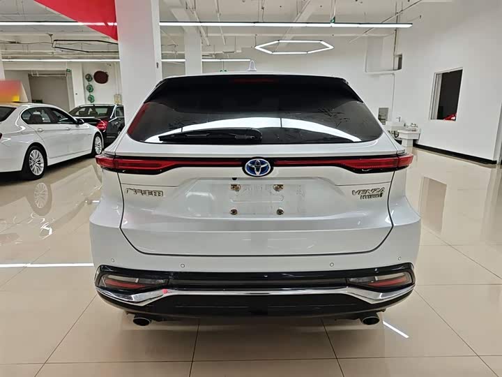 Фото 6 - Toyota Venza