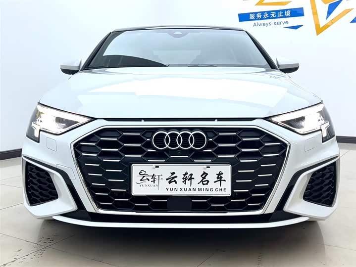 Фото 2 - Audi A3