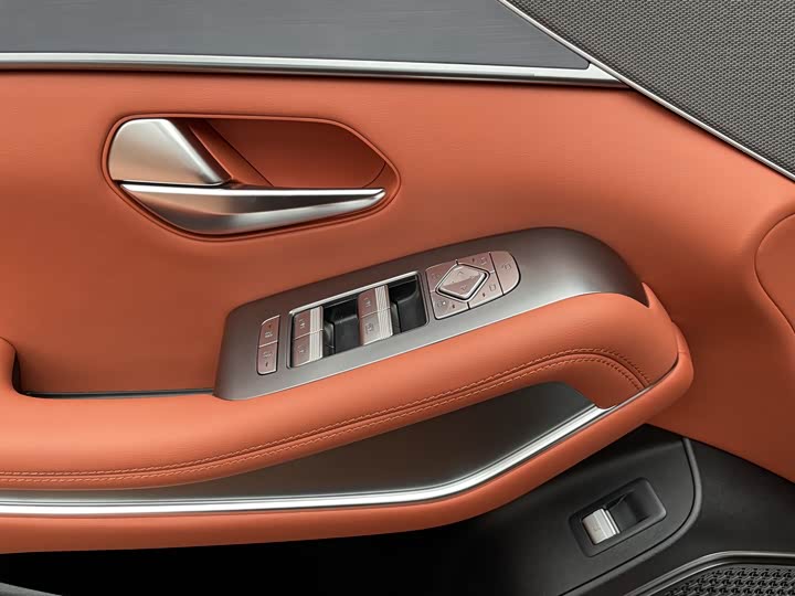 Фото 6 - BYD Tang L