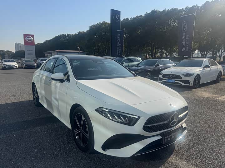 Фото 3 - Mercedes-Benz A-Class