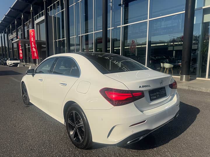 Фото 4 - Mercedes-Benz A-Class