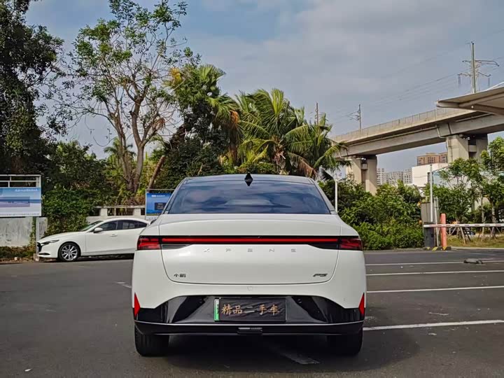 Фото 8 - XPeng P5