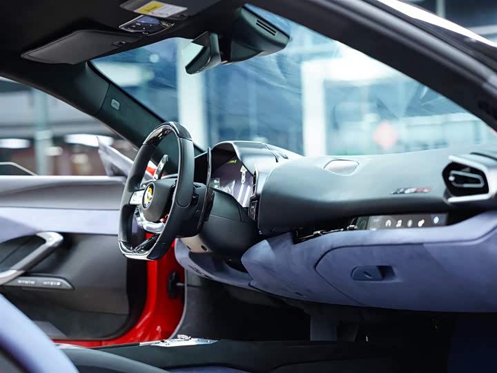 Фото 4 - Ferrari 296