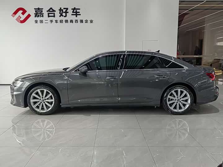 Фото 7 - Audi A6L