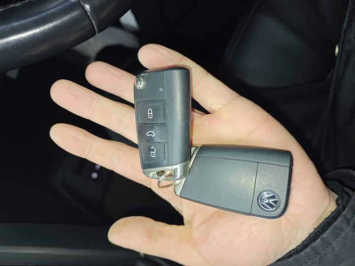 Фото 9 - Volkswagen Tayron GTE Hybrid