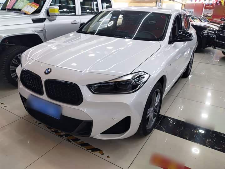 Фото 1 - BMW X2