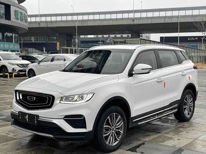 Фото 1 - Geely Atlas