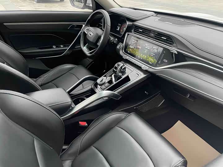 Фото 6 - Geely Atlas