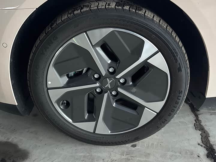 Фото 4 - XPeng Mona M03