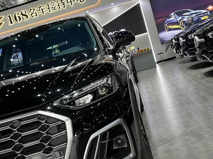 Фото 4 - Audi Q5L