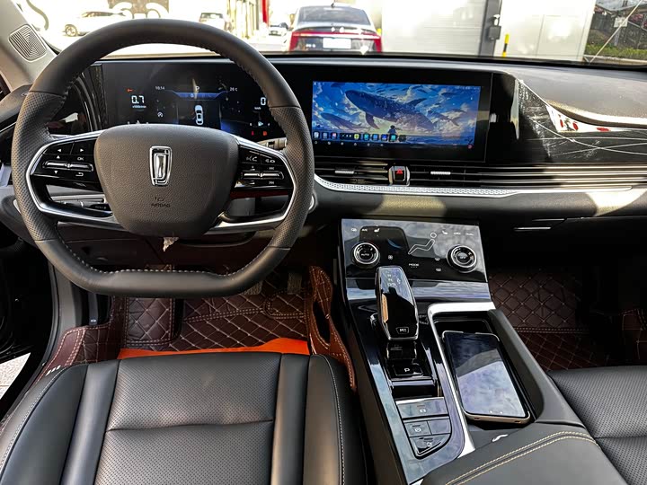 Фото 6 - Bestune B70