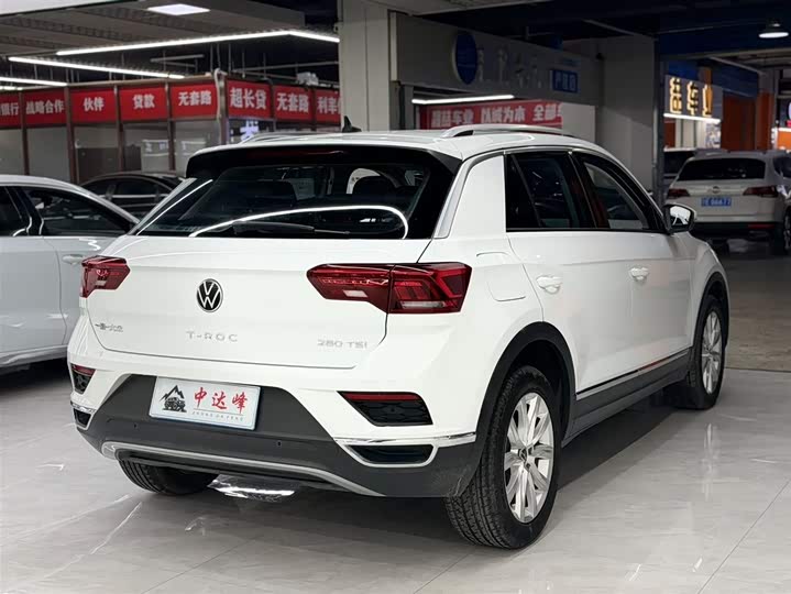Фото 5 - Volkswagen T-Roc