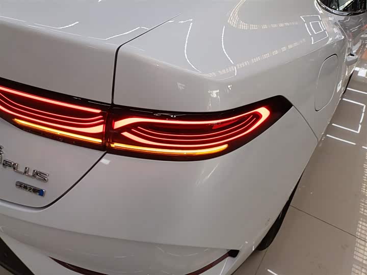 Фото 8 - BYD Qin Plus