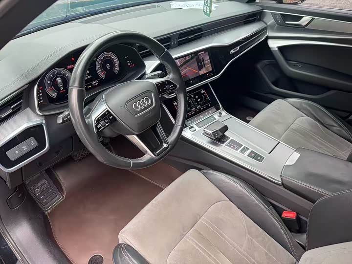 Фото 6 - Audi A6L