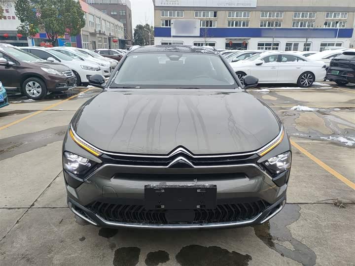 Фото 3 - Citroen C5 X