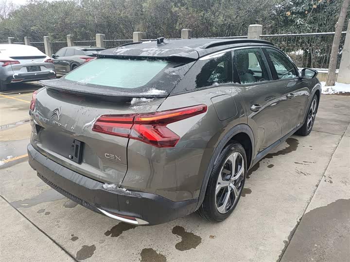 Фото 7 - Citroen C5 X