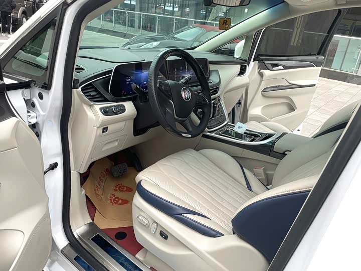 Фото 4 - Buick GL8 ES