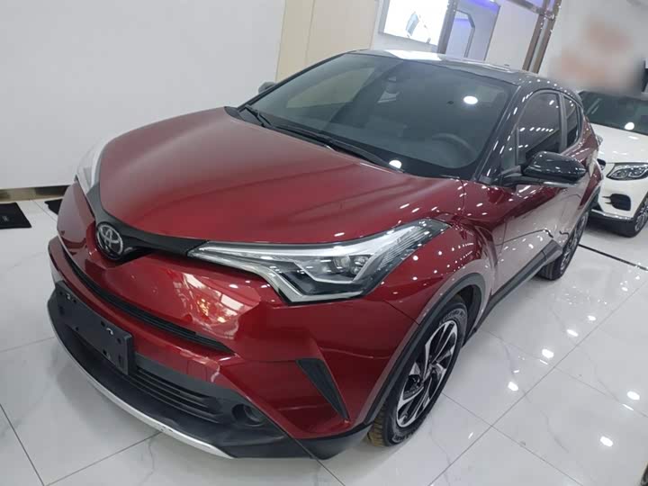 Фото 1 - Toyota Izoa