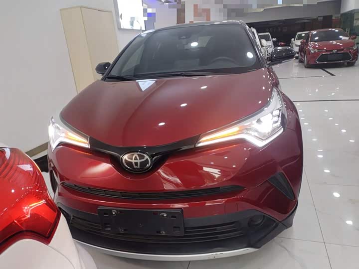 Фото 3 - Toyota Izoa