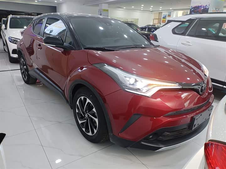 Фото 4 - Toyota Izoa