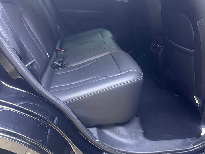 Фото 7 - Haval M6