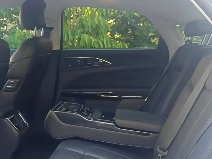 Фото 9 - Ford Taurus