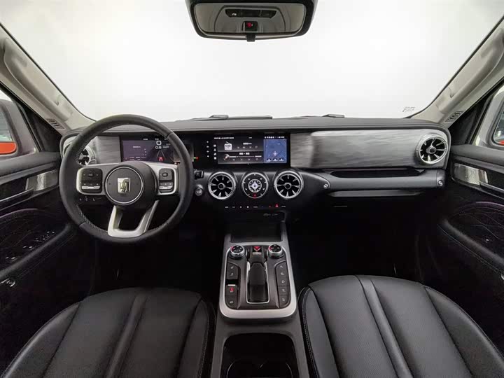 Фото 5 - Tank 300