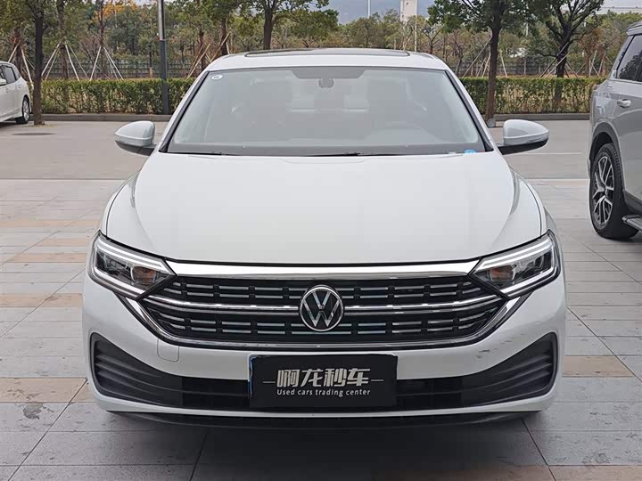 Фото 2 - Volkswagen Sagitar L