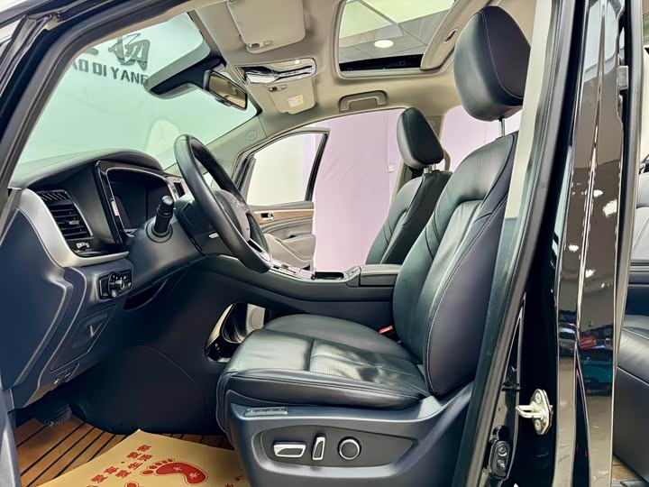 Фото 7 - GAC Trumpchi M8