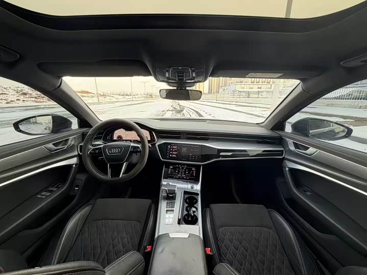 Фото 5 - Audi A6L