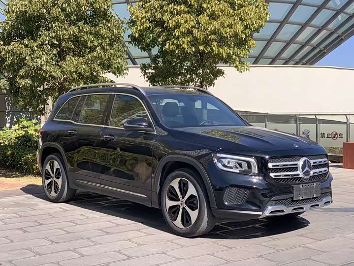 Фото 3 - Mercedes-Benz GLB-Class