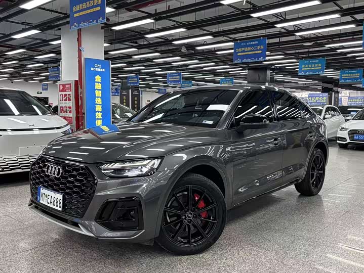 Фото 1 - Audi Q5L Sportback