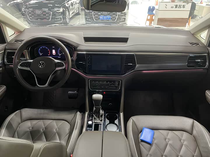 Фото 5 - Volkswagen Viloran