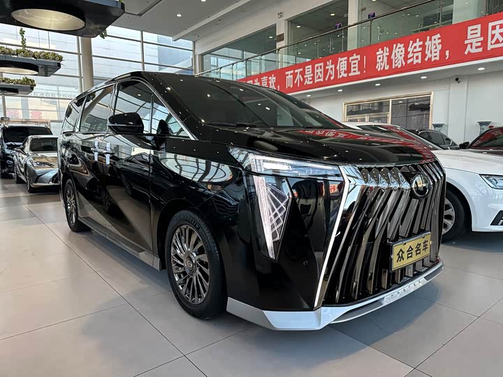 Фото 3 - GAC Trumpchi M8