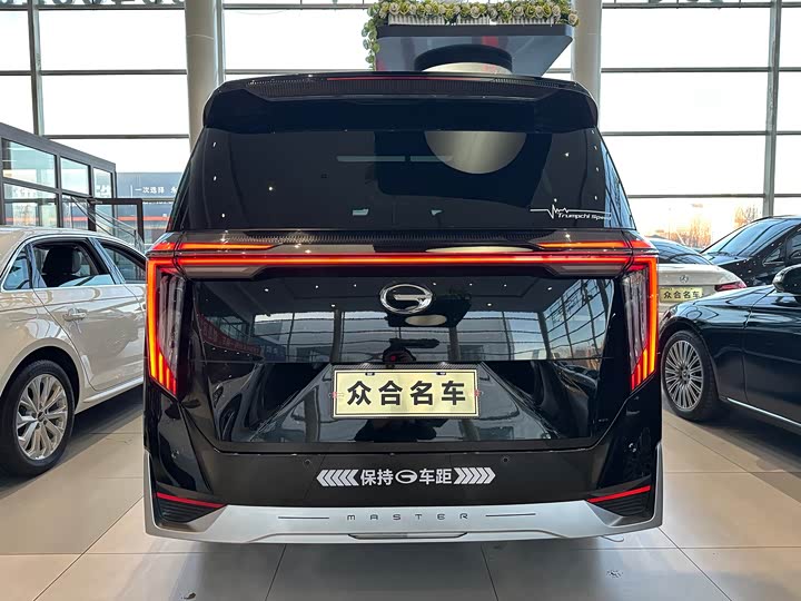 Фото 5 - GAC Trumpchi M8