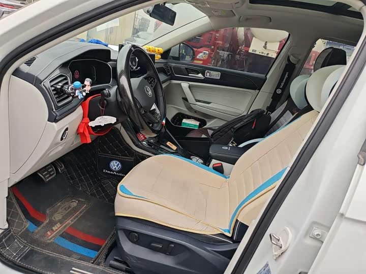 Фото 3 - Volkswagen Tayron X