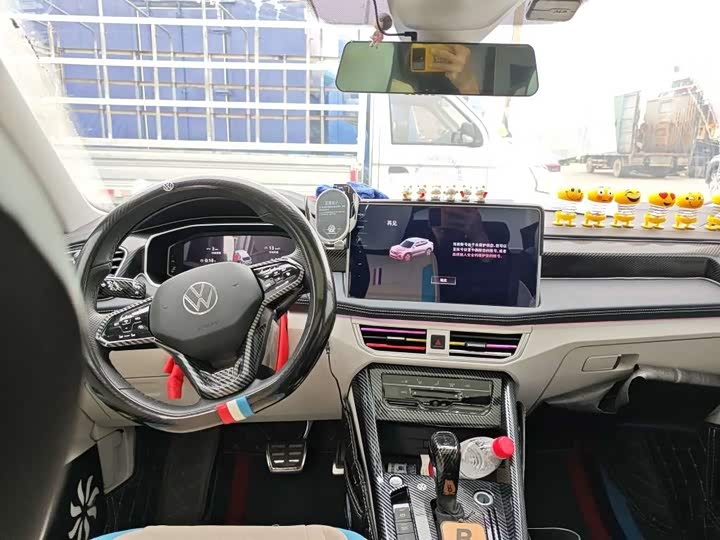 Фото 6 - Volkswagen Tayron X