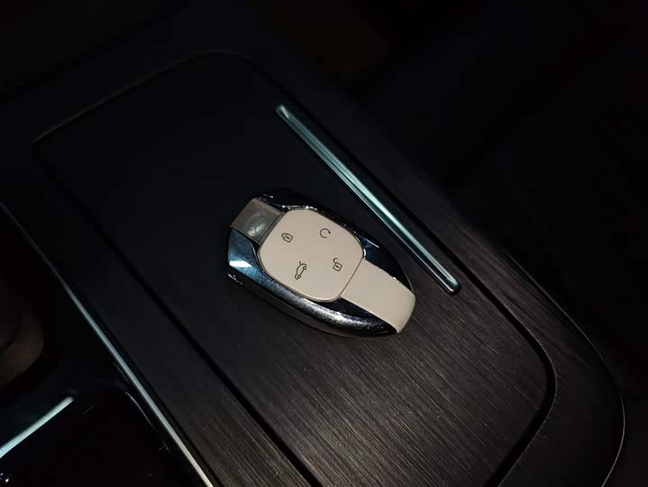 Фото 9 - GAC Trumpchi GS8