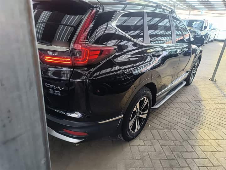 Фото 7 - Honda CR-V