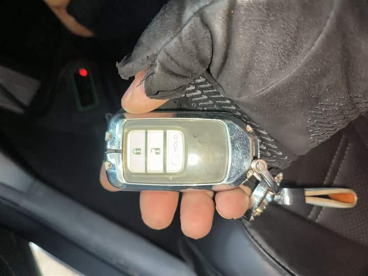 Фото 9 - Honda CR-V