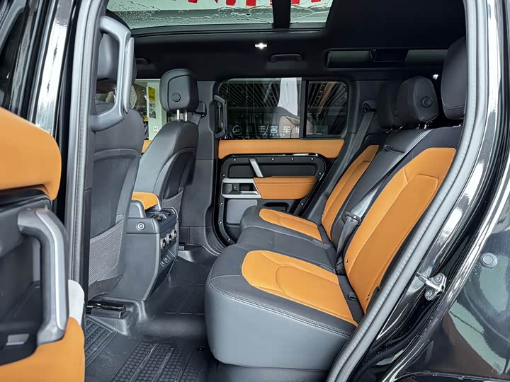 Фото 6 - Land Rover Defender