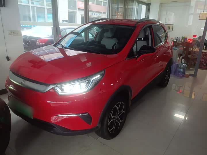 Фото 2 - BYD Yuan Pro