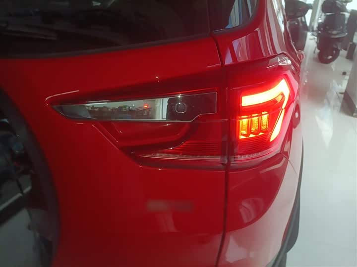 Фото 8 - BYD Yuan Pro