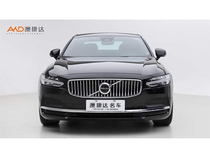 Фото 2 - Volvo S90